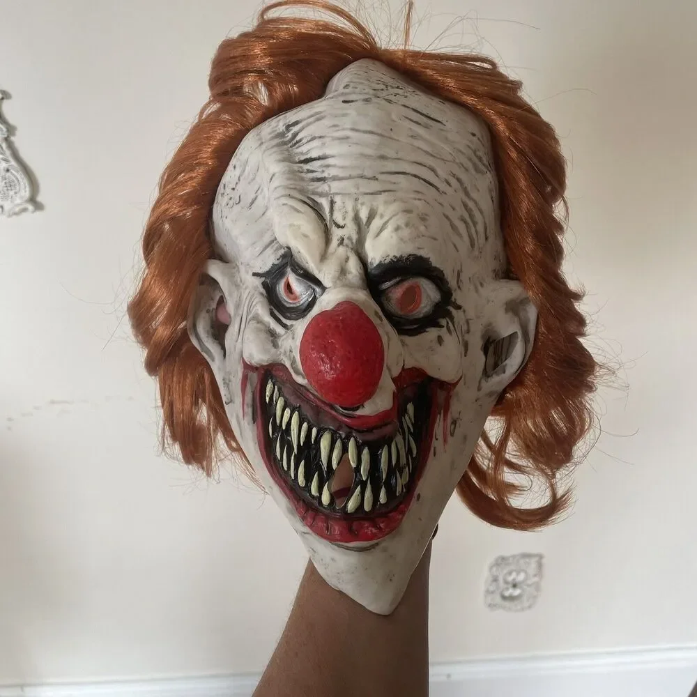 Evil Killer Twisted Clown Pennywise Mask Halloween Costume Youth - Adult S/M